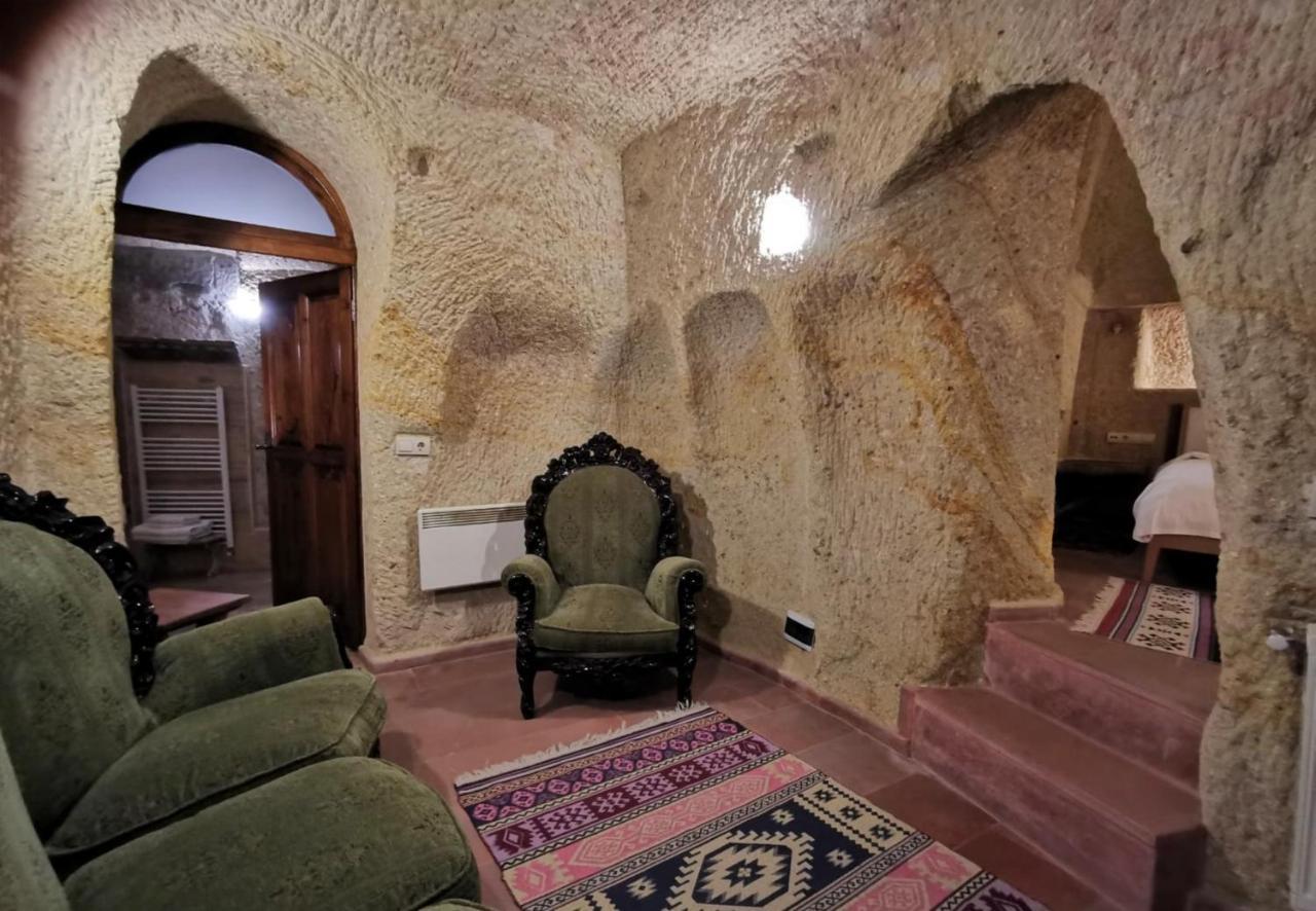 昆纳克卡帕多奇亚洞穴酒店 - 特殊类别 于尔居普 外观 照片